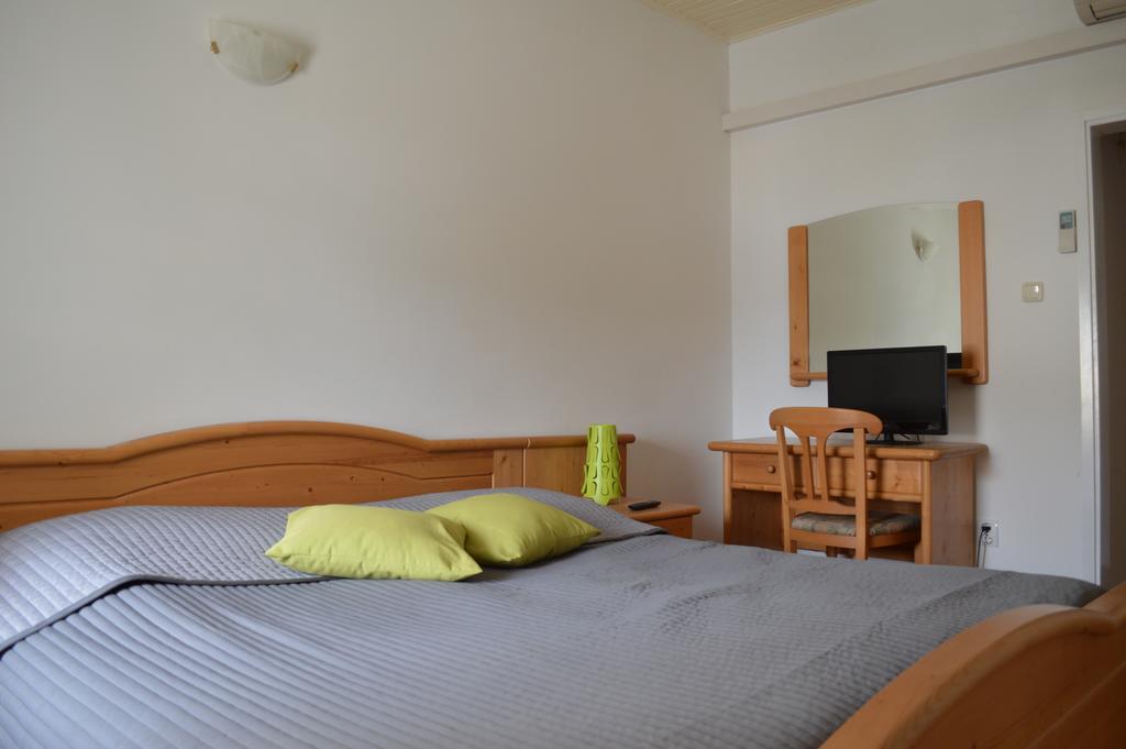 Guest House Kolarin Slano Rom bilde